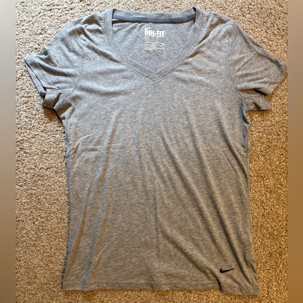 Nike Women's Short Sleeve Gray Tee